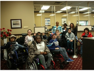 Students visit The First National Bank of Long Island
